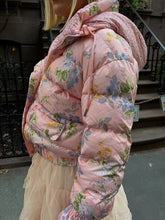 Load image into Gallery viewer, Carrie Floral Hooded Puffer Jacket - Pink
