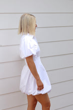 Load image into Gallery viewer, Jolie Puff Sleeve Collared Bubble Dress - White
