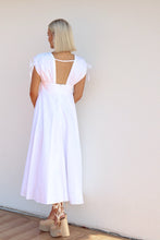 Load image into Gallery viewer, Tahoe Plunging Midi Dress - White
